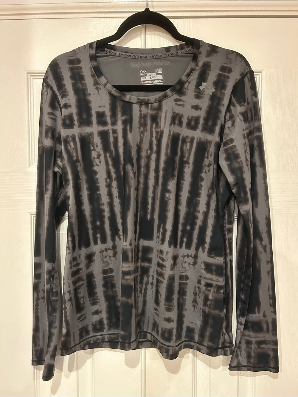 Under Armour Women’s Black & Gray Tie-Dye Long Sleeve Tee Size Large